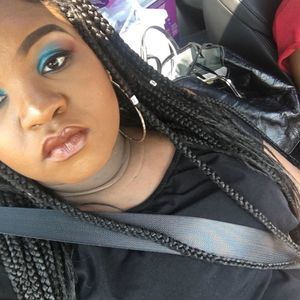 Meet your Posher, Bryana